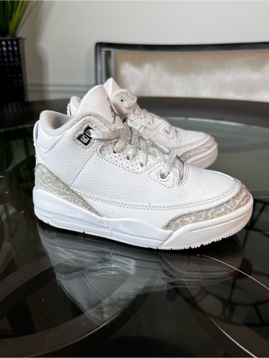 Jordan Other - Nike Air Jordan 3 Retro
"Pure Money" White/Metallic Silver-White Sz 11C